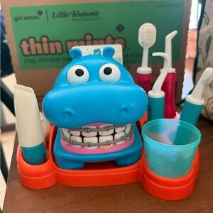 Battat Hippodontist Color-Changing Dentist
Playset.